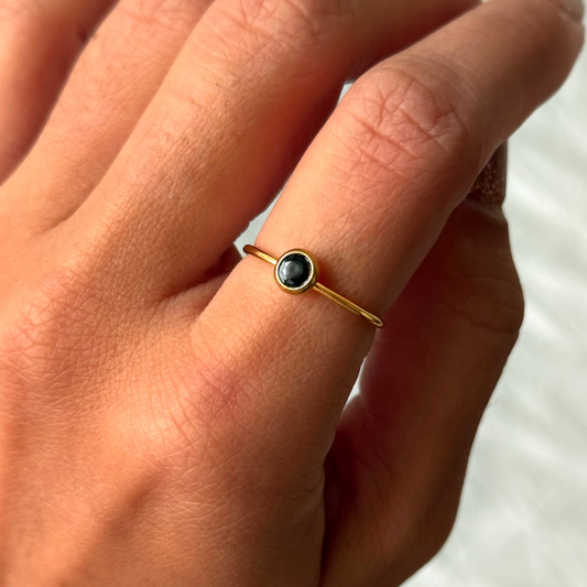ANILLO ZINNIA BLACK GOLD