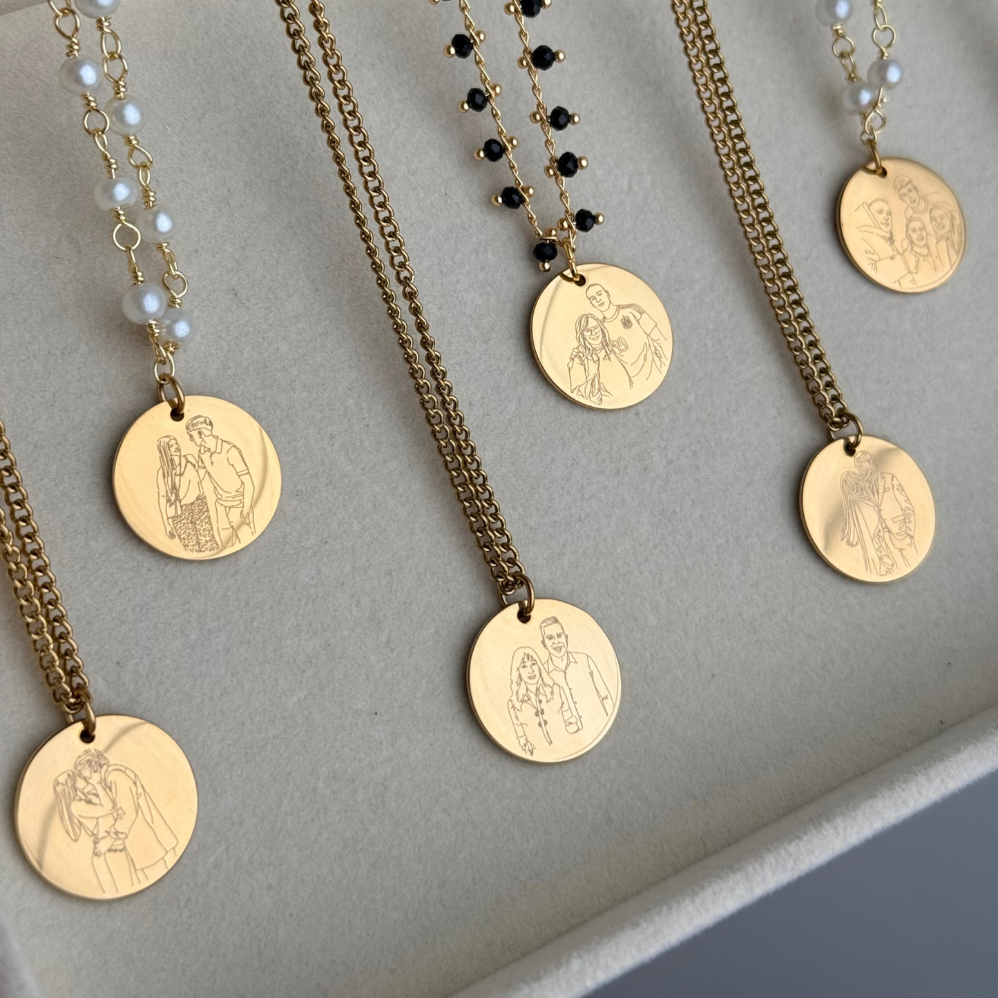 CHARM REDONDO 15 GOLD