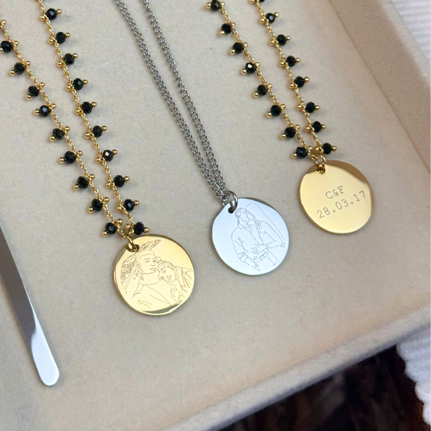 CHARM REDONDO 15 SILVER